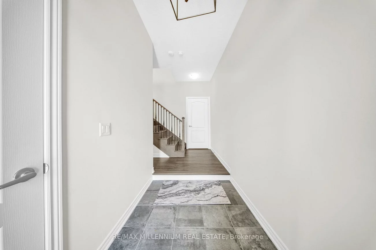527, Dundas, 1010 - JM Joshua Meadows, Oakville
