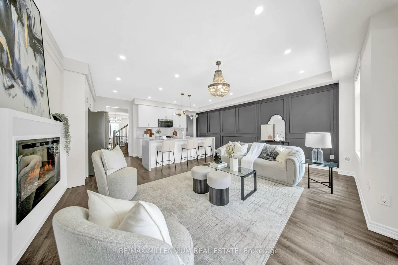 527, Dundas, 1010 - JM Joshua Meadows, Oakville