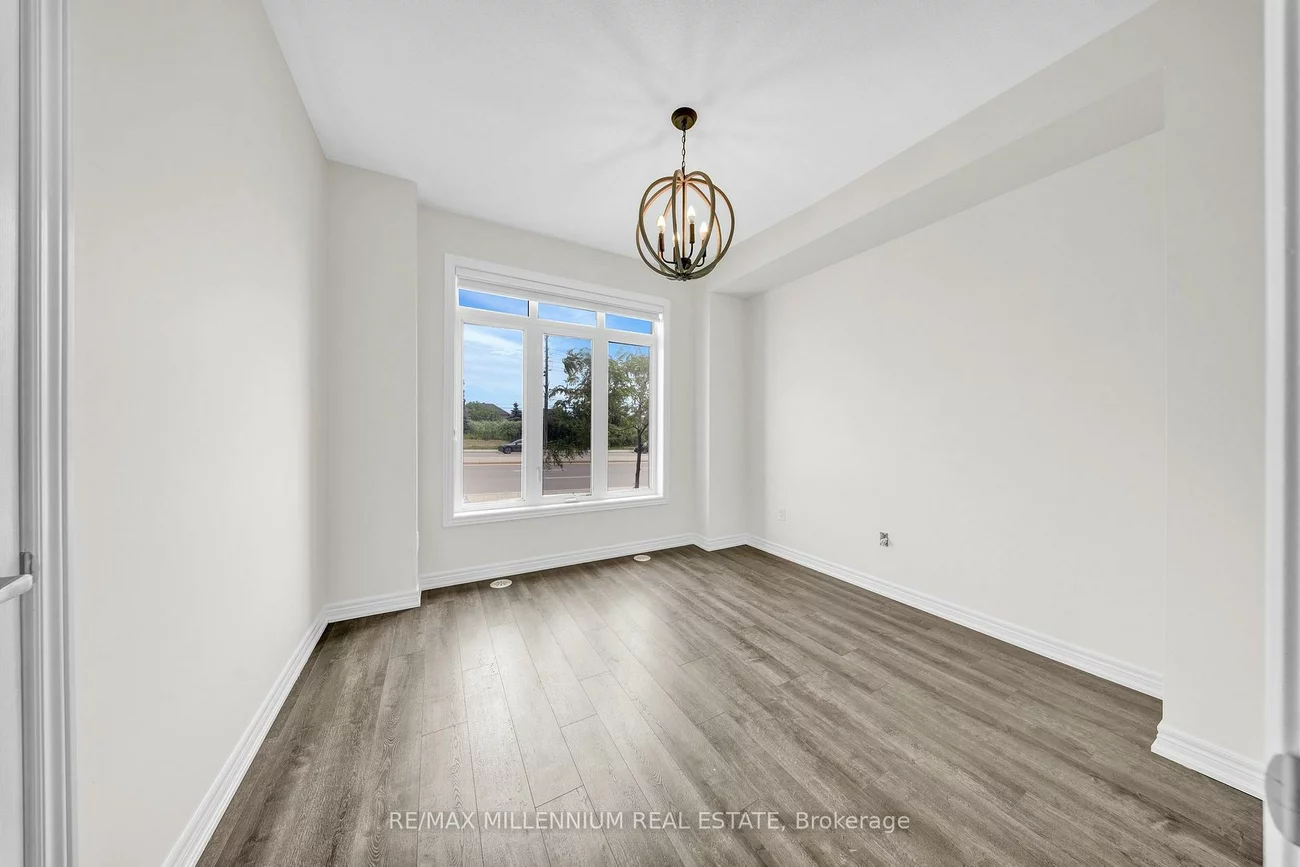 527, Dundas, 1010 - JM Joshua Meadows, Oakville
