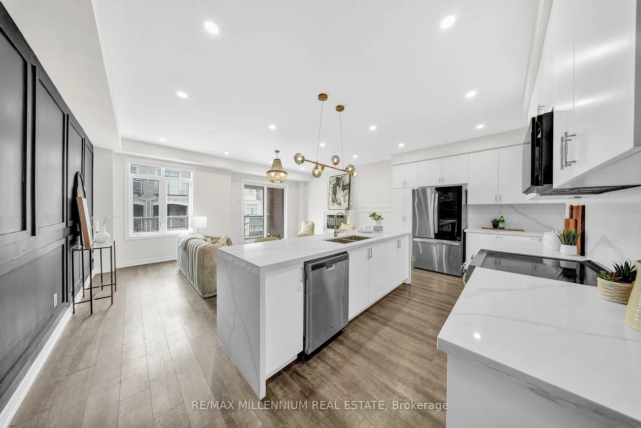 527, Dundas, 1010 - JM Joshua Meadows, Oakville