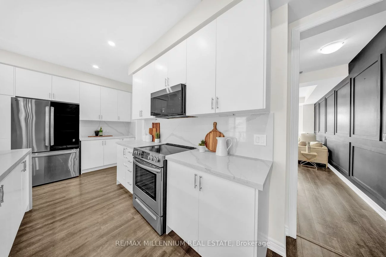 527, Dundas, 1010 - JM Joshua Meadows, Oakville