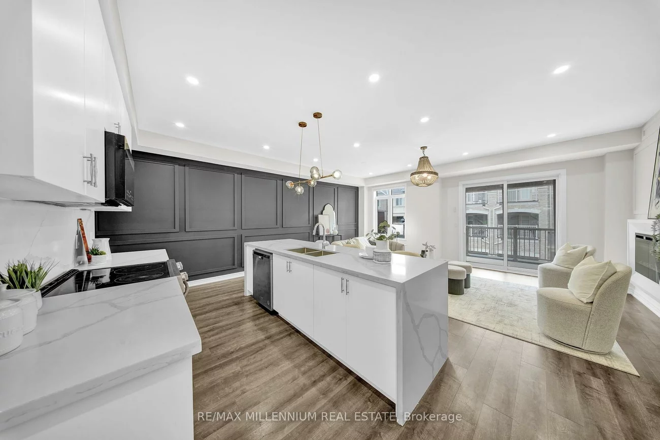 527, Dundas, 1010 - JM Joshua Meadows, Oakville
