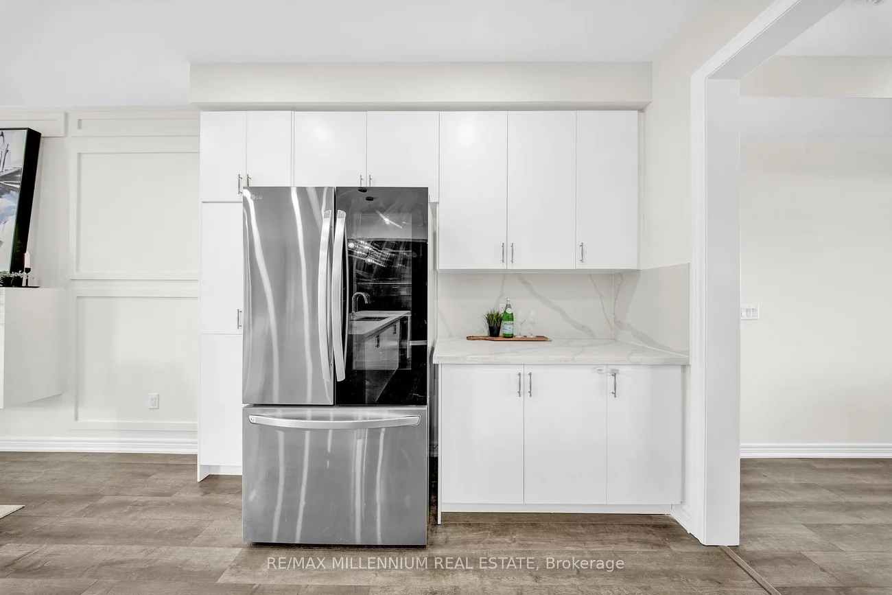 527, Dundas, 1010 - JM Joshua Meadows, Oakville