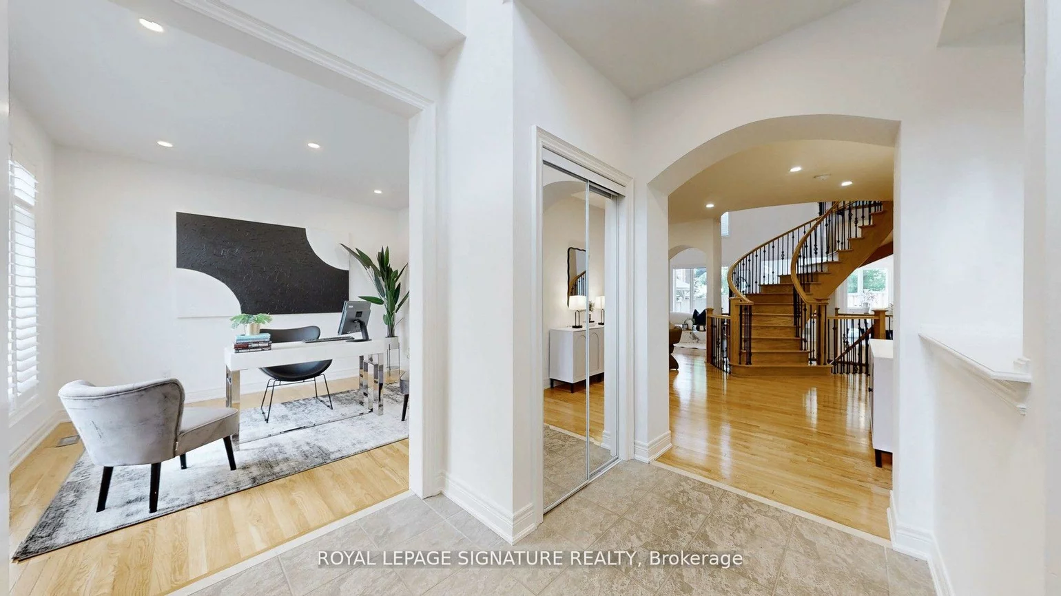2238, Lyndhurst, 1009 - JC Joshua Creek, Oakville