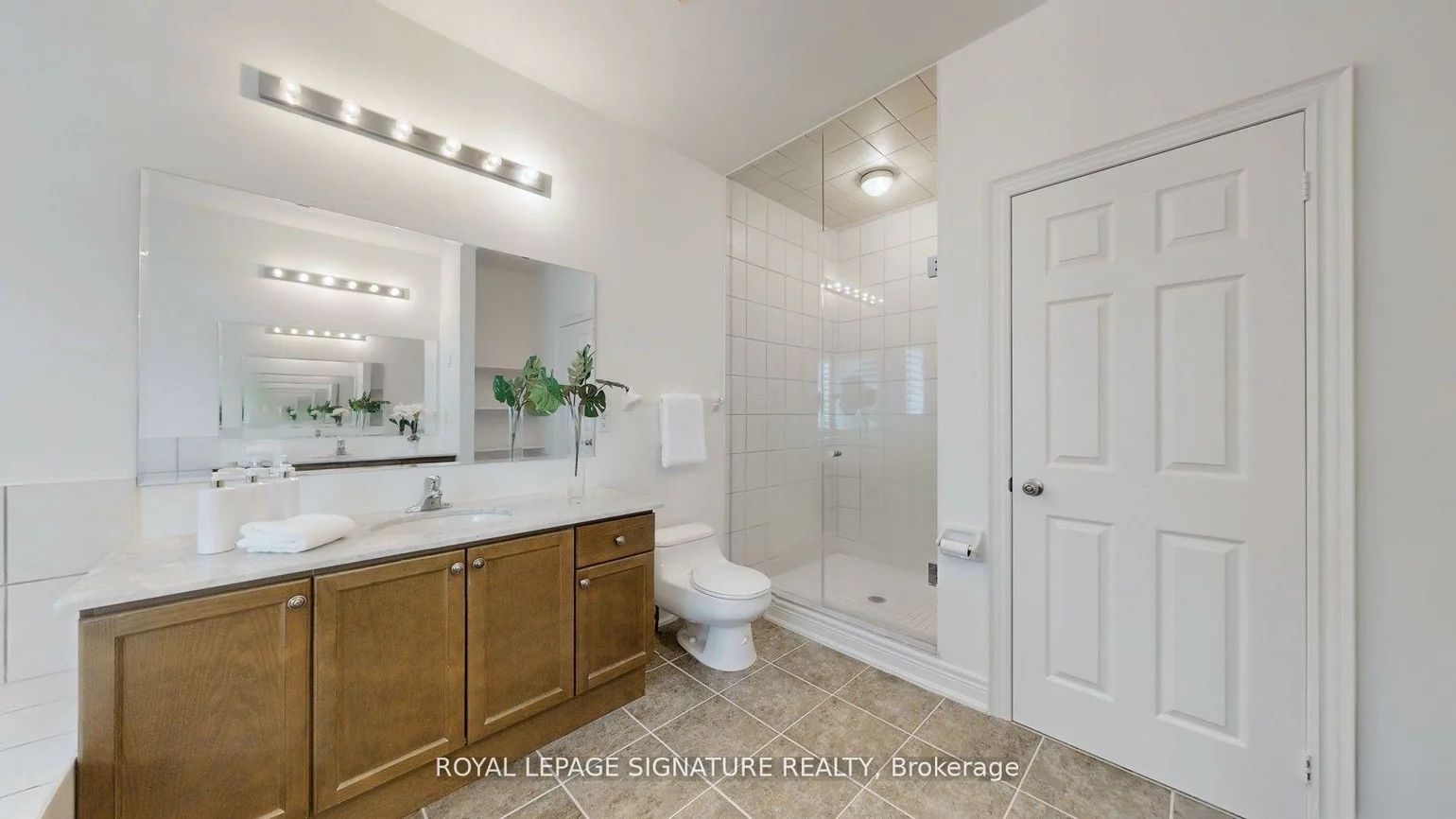 2238, Lyndhurst, 1009 - JC Joshua Creek, Oakville