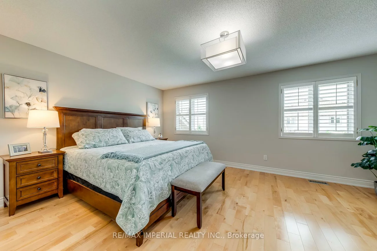 2182, Oakpoint, 1022 - WT West Oak Trails, Oakville