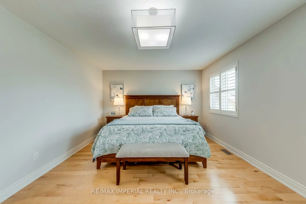 2182, Oakpoint, 1022 - WT West Oak Trails, Oakville