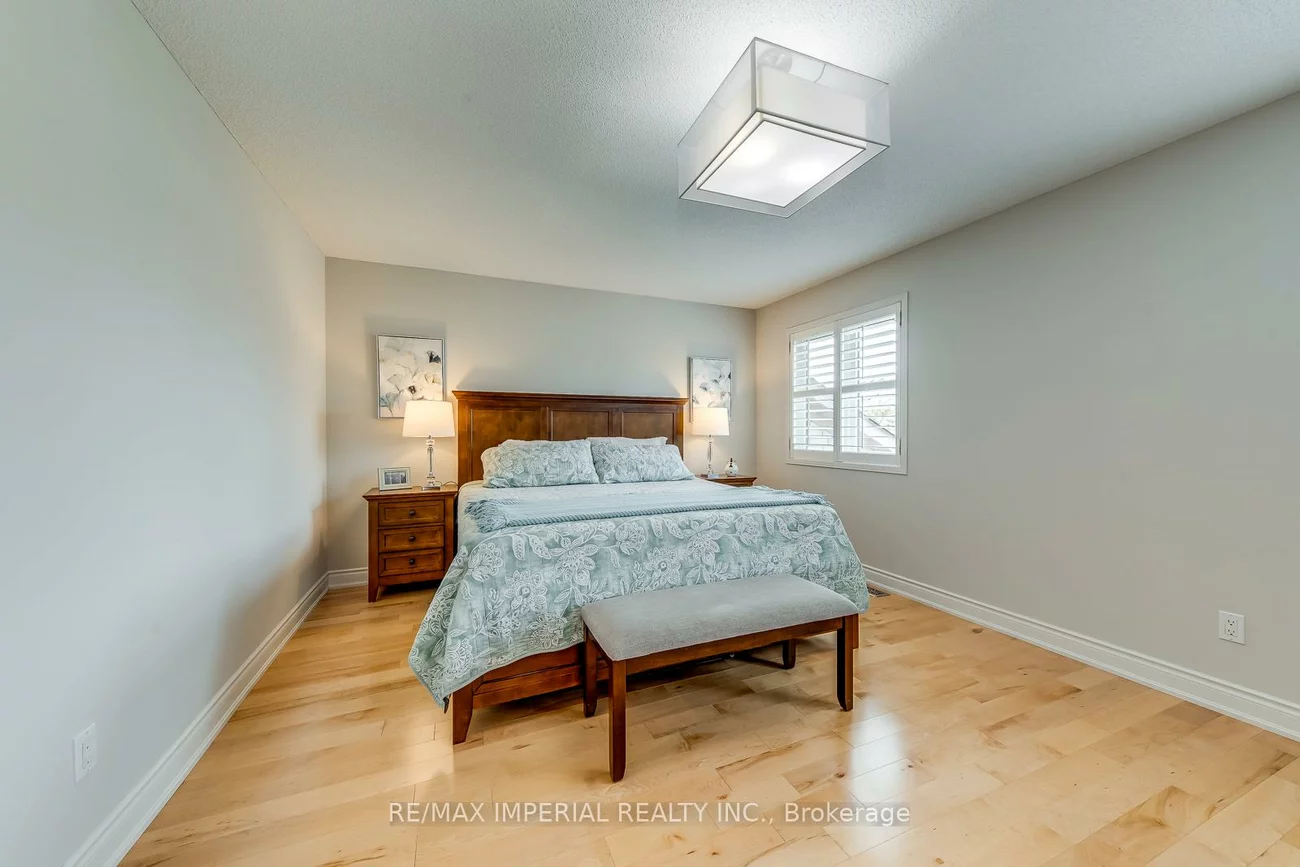 2182, Oakpoint, 1022 - WT West Oak Trails, Oakville