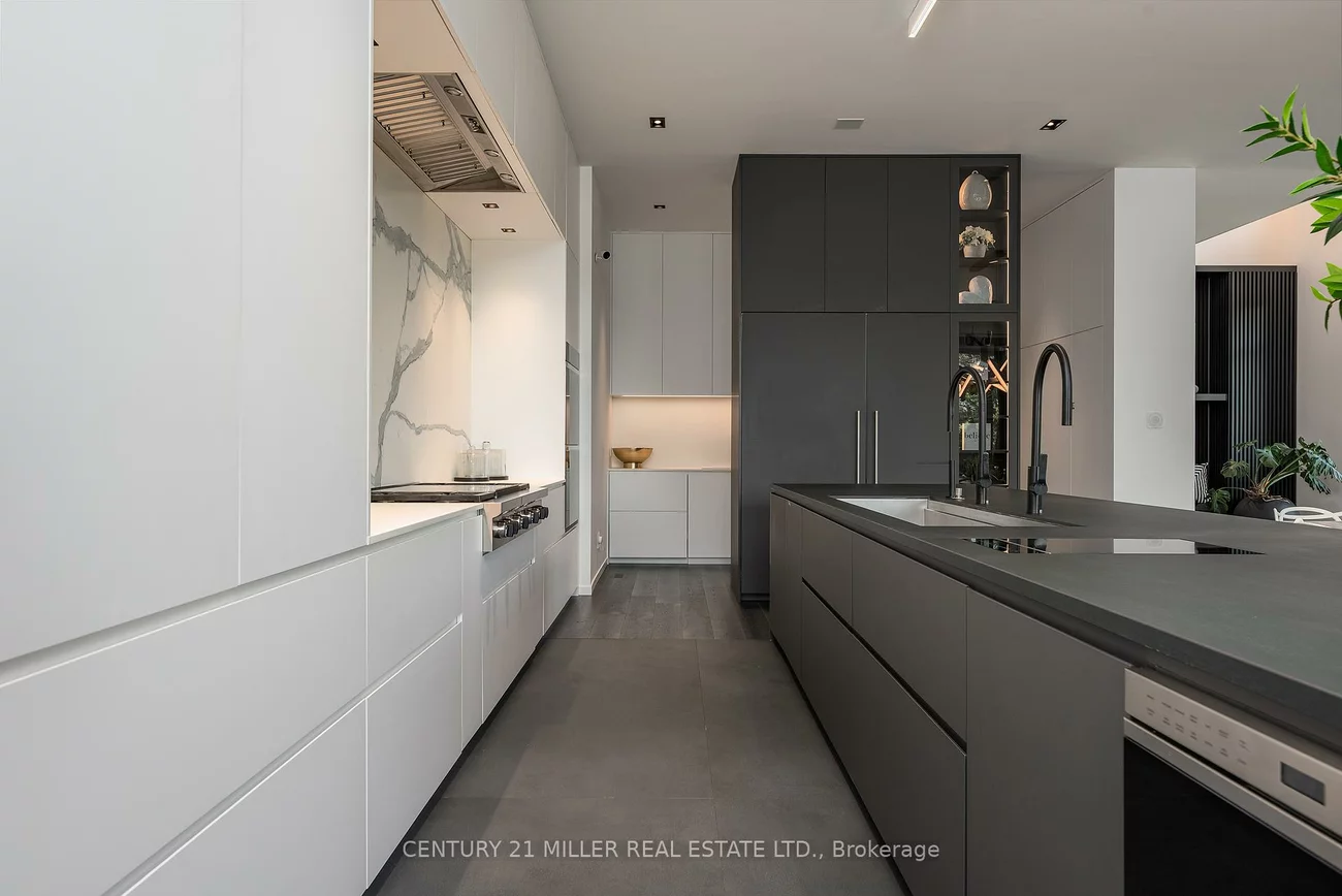 1239, Sedgewick, 1017 - SW Southwest, Oakville