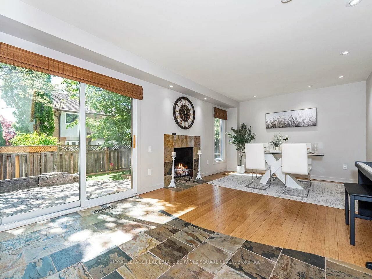 234, SEWELL, 1003 - CP College Park, Oakville