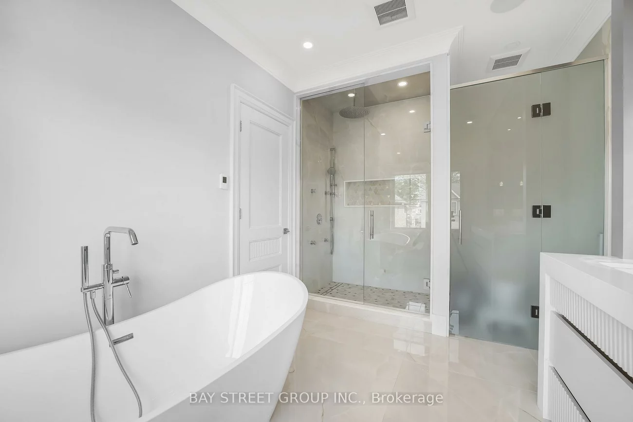 438, Sherin, 1020 - WO West, Oakville
