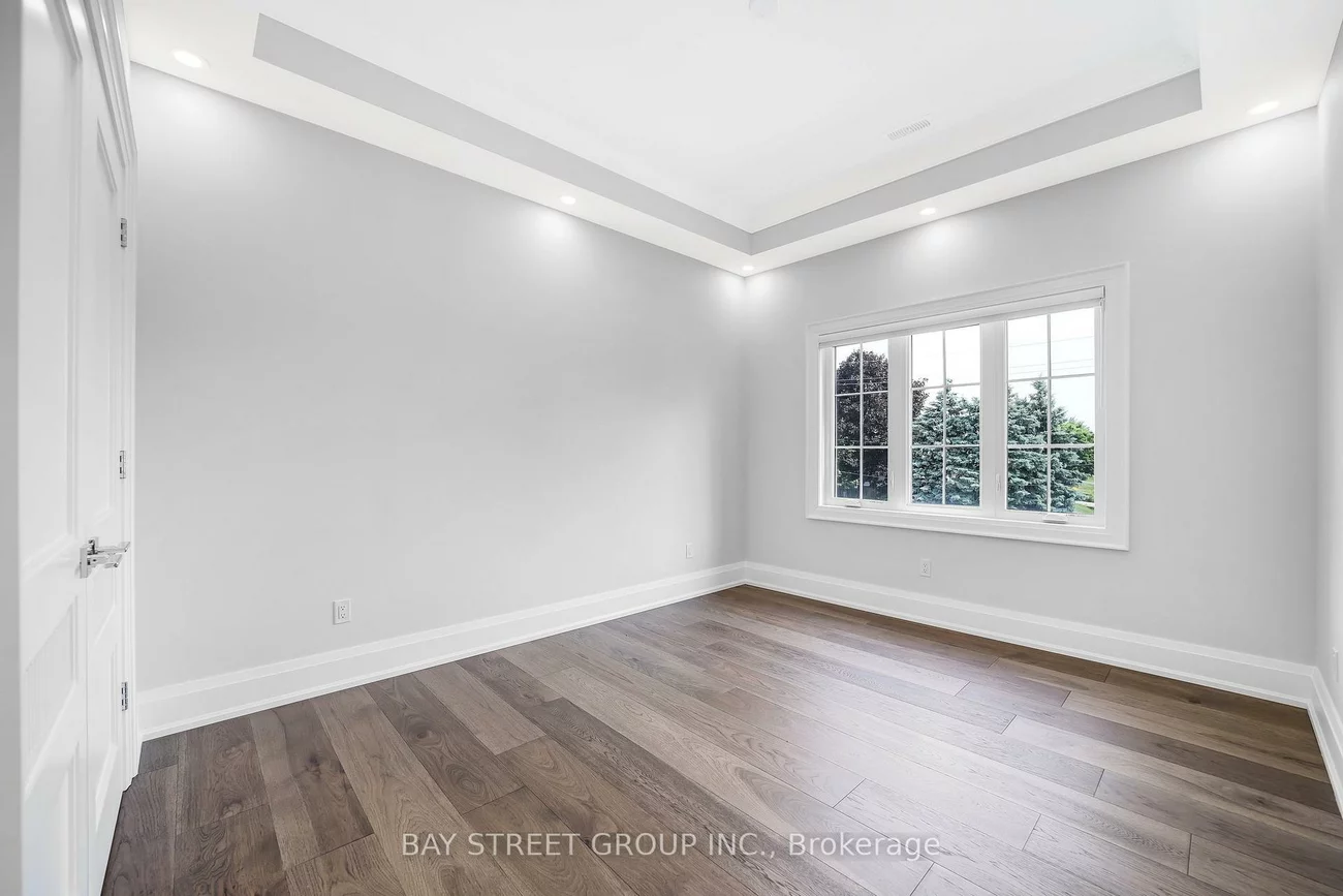 438, Sherin, 1020 - WO West, Oakville