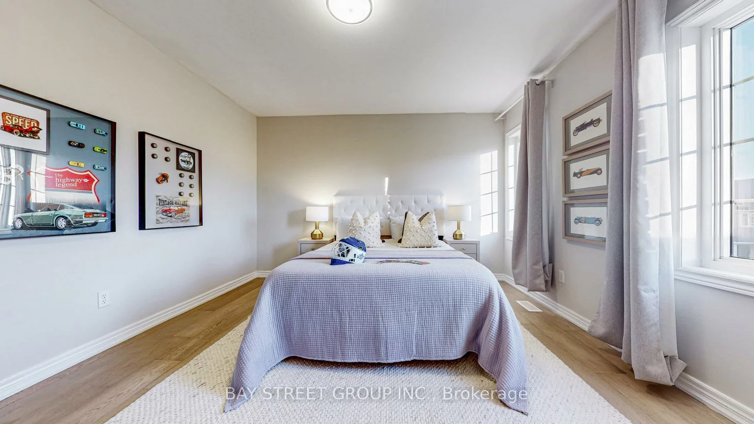 2292, Blue Oak, 1019 - WM Westmount, Oakville