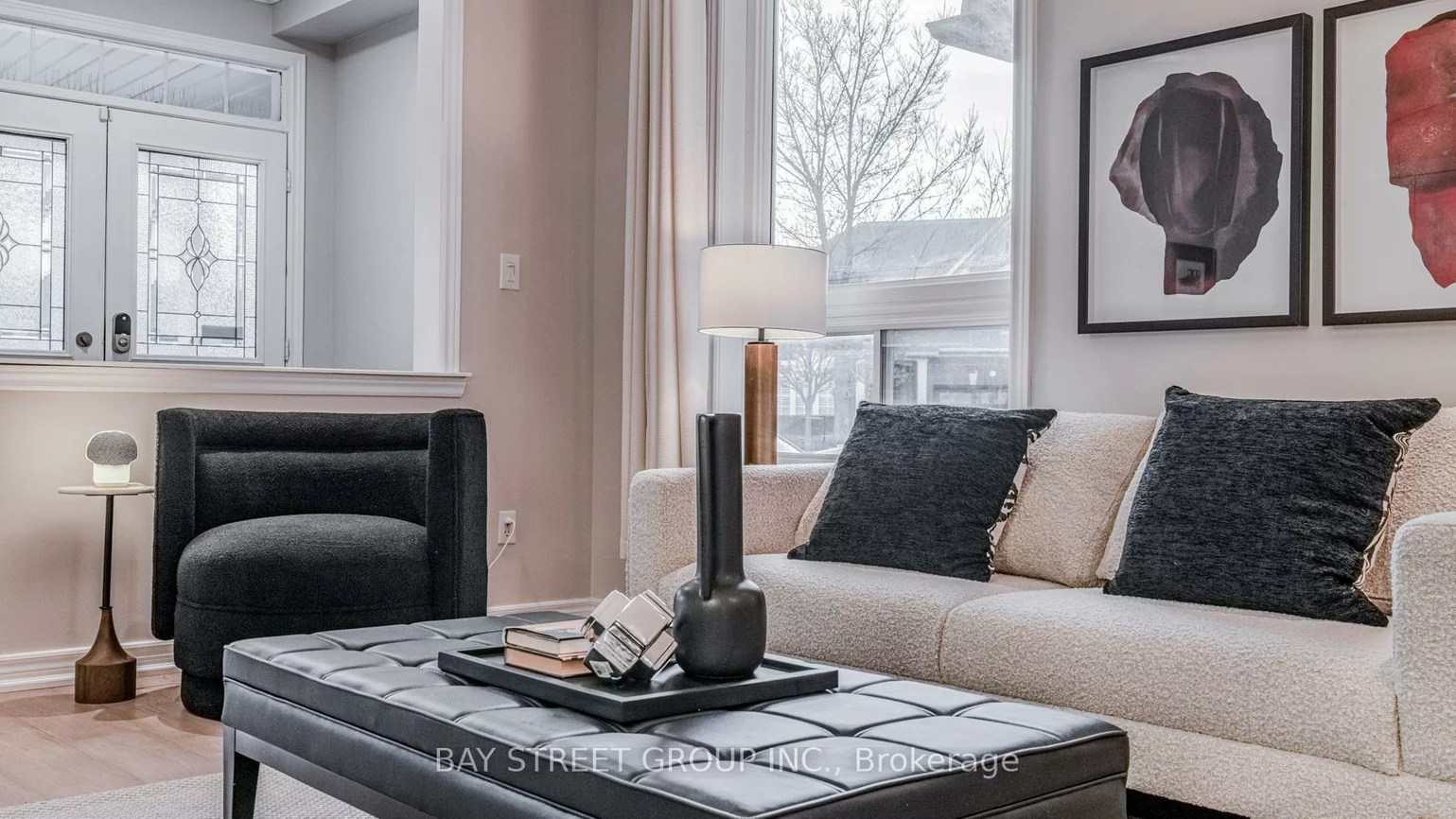 2292, Blue Oak, 1019 - WM Westmount, Oakville