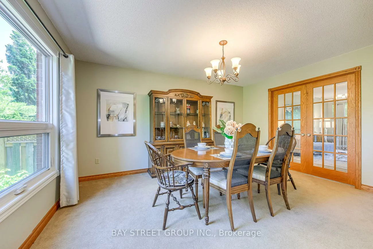 1369, Bishopstoke, 1004 - CV Clearview, Oakville