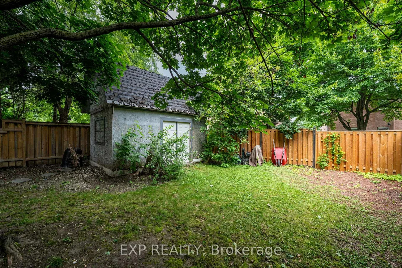 1105, Beechnut, 1004 - CV Clearview, Oakville