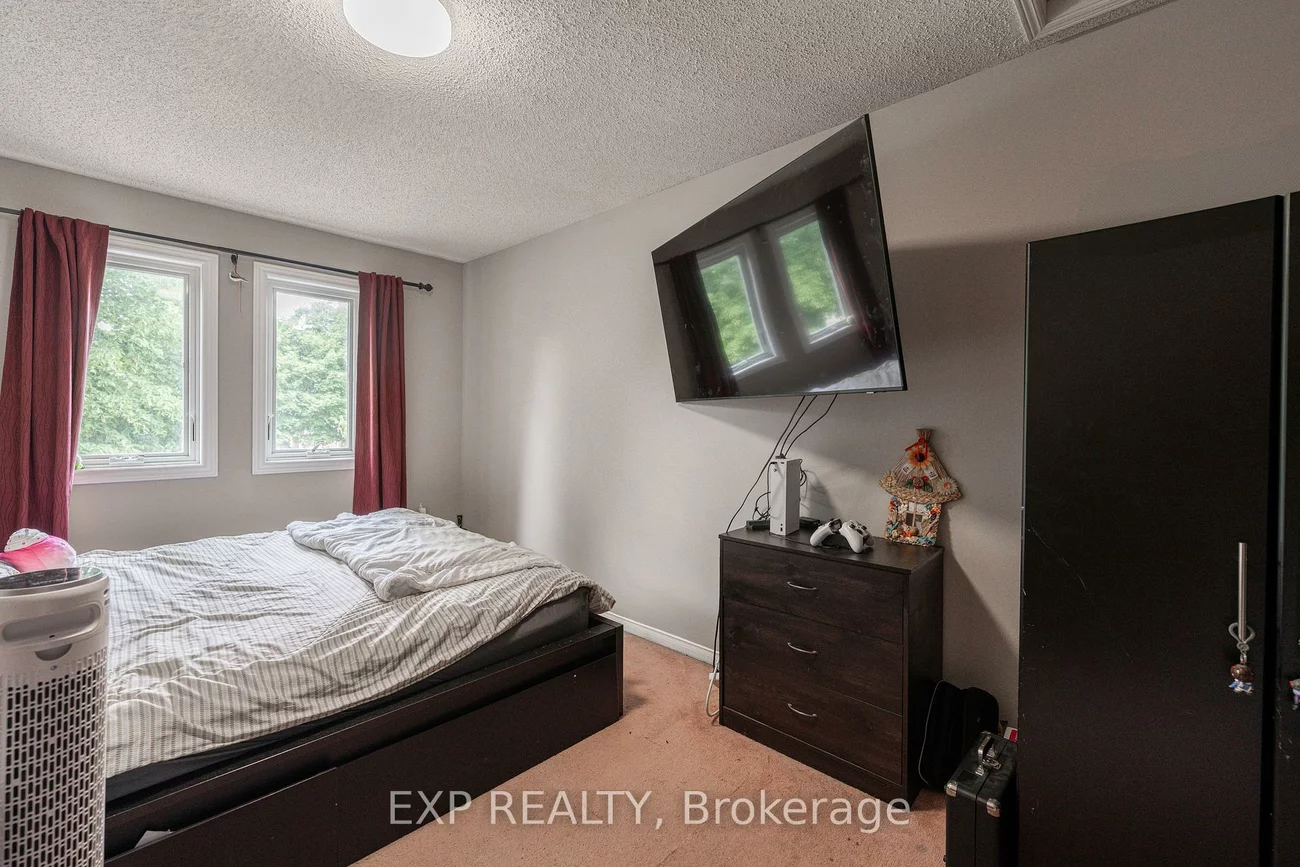 1105, Beechnut, 1004 - CV Clearview, Oakville
