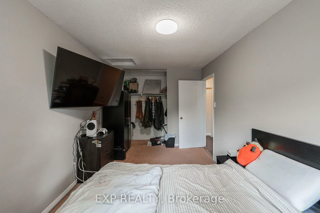 1105, Beechnut, 1004 - CV Clearview, Oakville