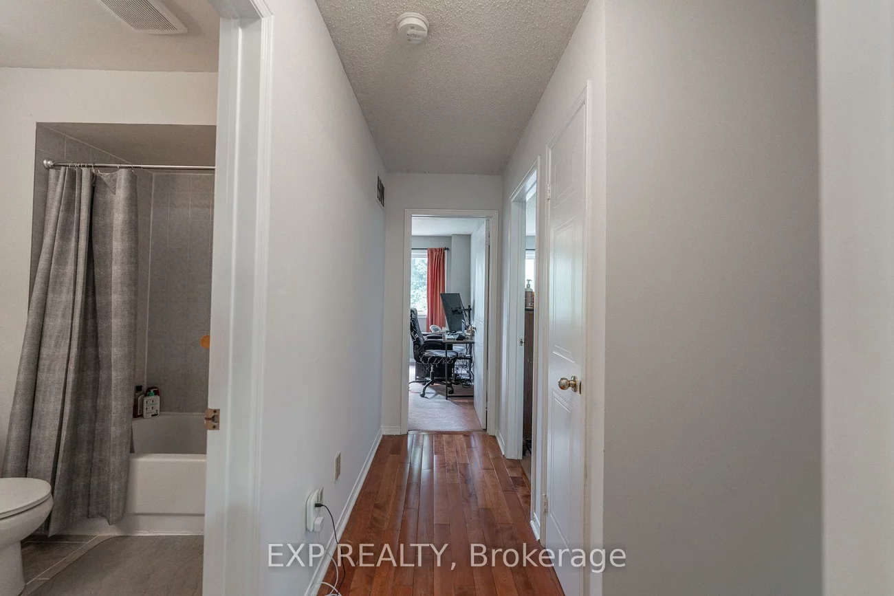 1105, Beechnut, 1004 - CV Clearview, Oakville