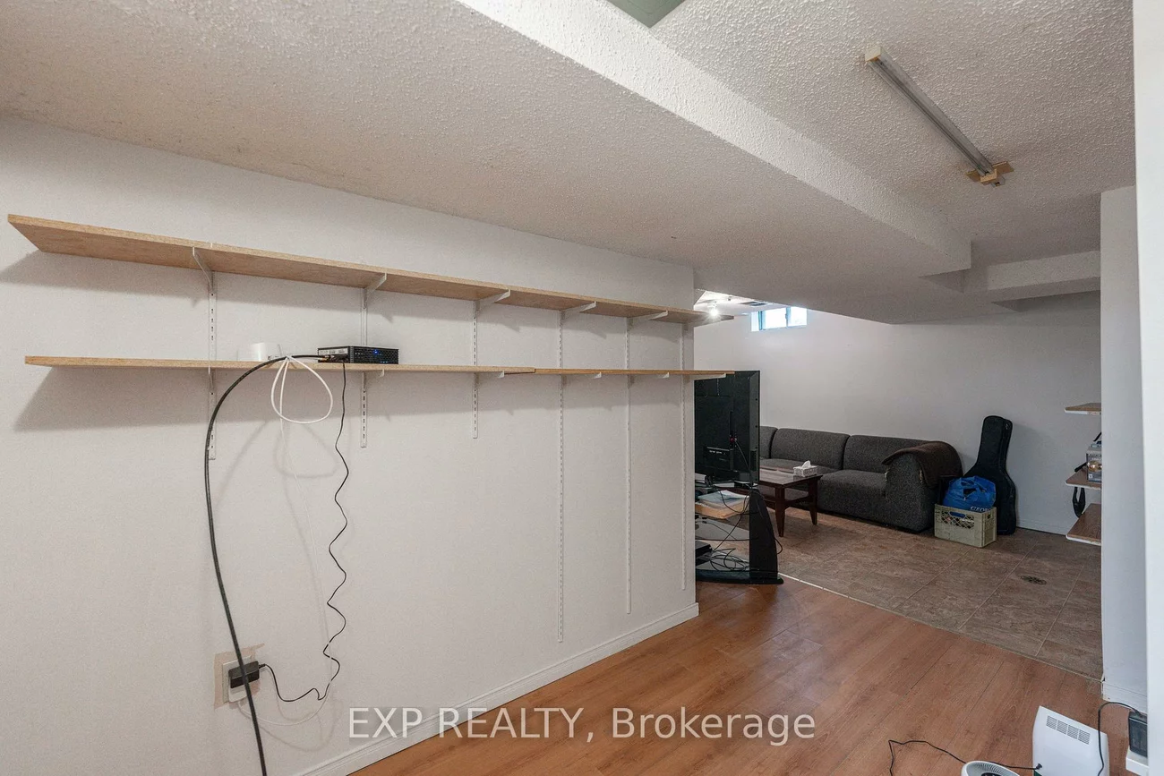 1105, Beechnut, 1004 - CV Clearview, Oakville