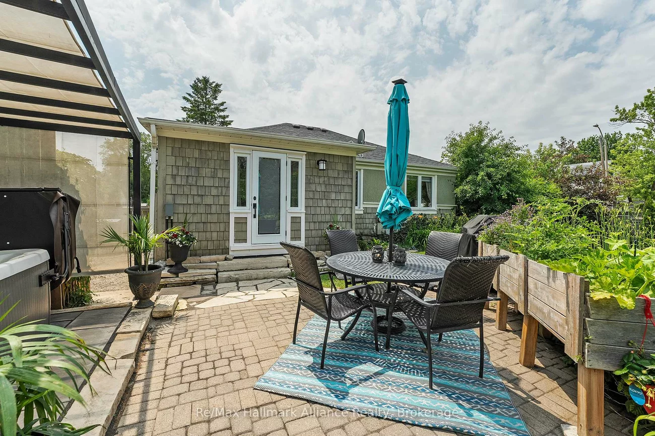 1089, Churchill, 1003 - CP College Park, Oakville
