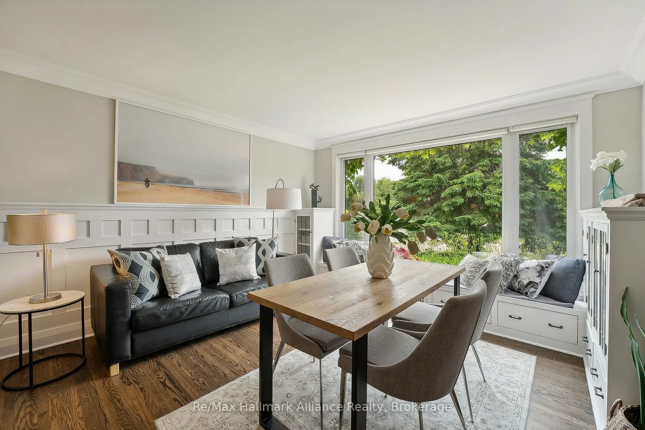 1089, Churchill, 1003 - CP College Park, Oakville