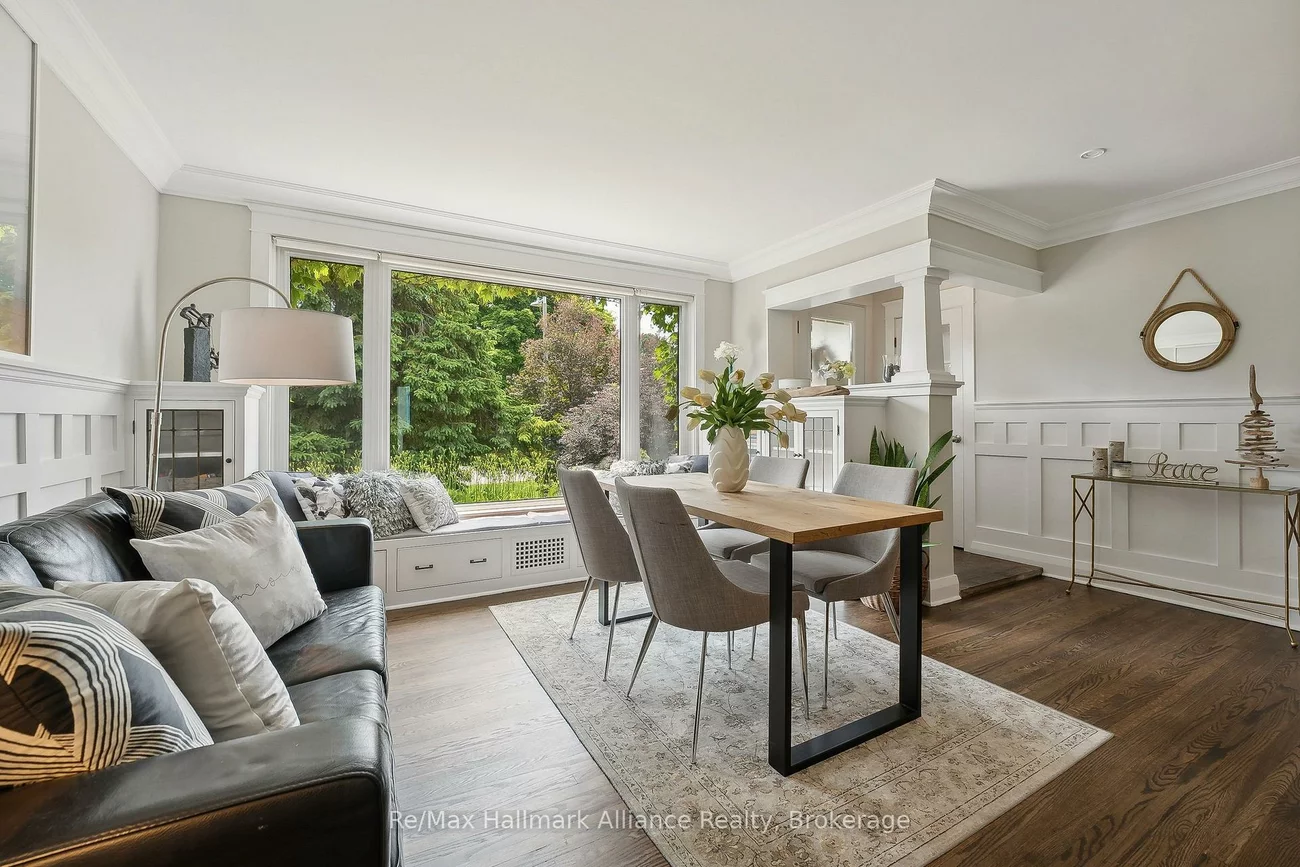 1089, Churchill, 1003 - CP College Park, Oakville