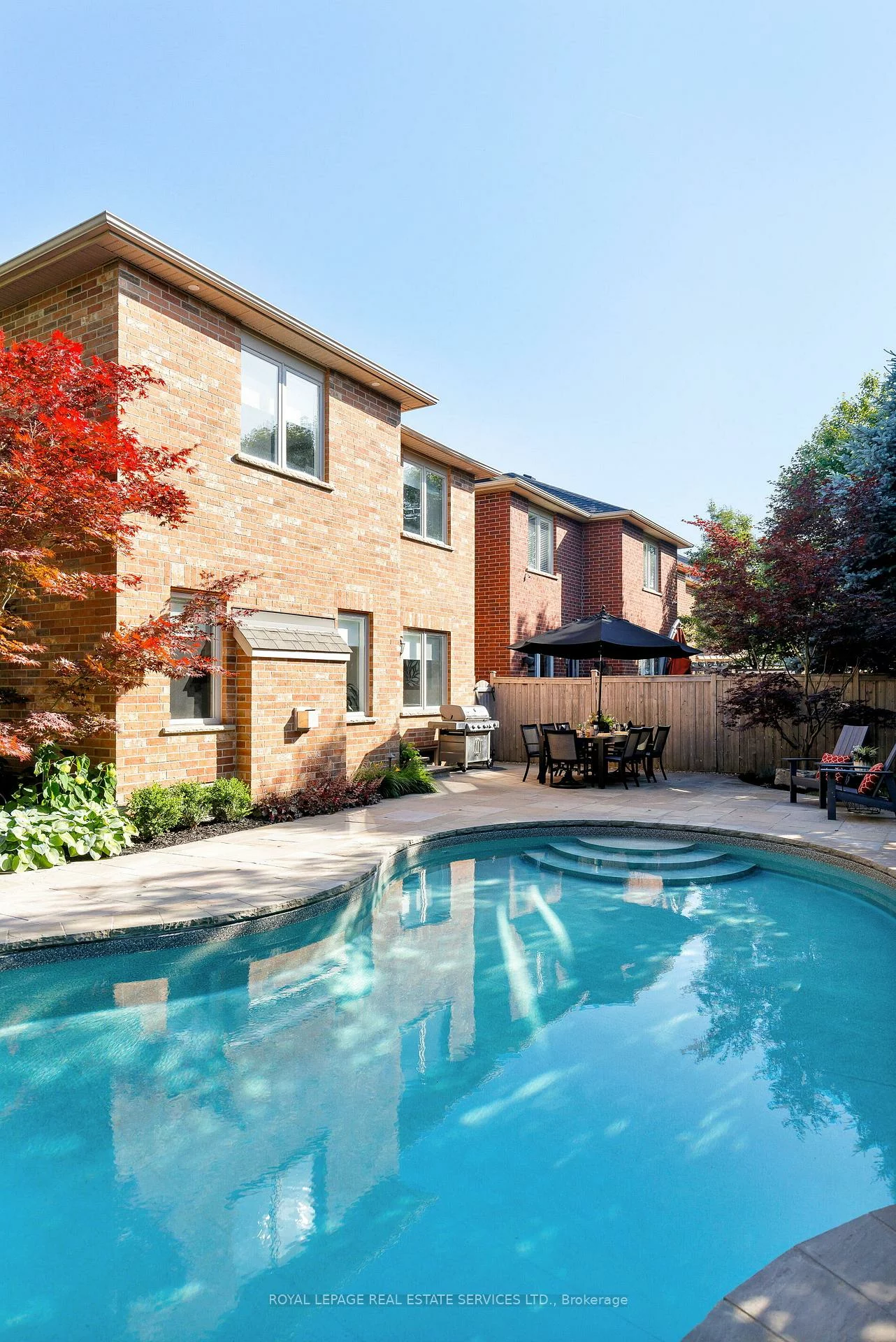 2076, Rochester, 1000 - BC Bronte Creek, Oakville