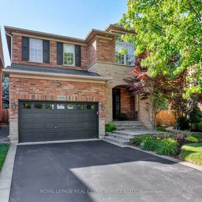 2076, Rochester, 1000 - BC Bronte Creek, Oakville