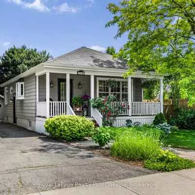 2386, Rebecca, 1001 - BR Bronte, Oakville