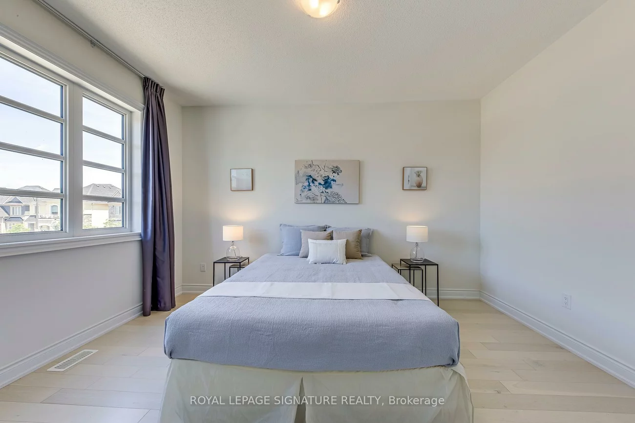 98, Carnegie, 1008 - GO Glenorchy, Oakville