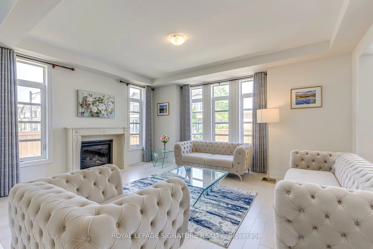 98, Carnegie, 1008 - GO Glenorchy, Oakville