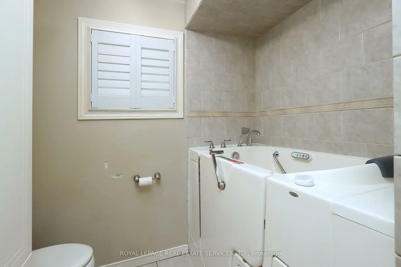 2482, Bridge, 1020 - WO West, Oakville