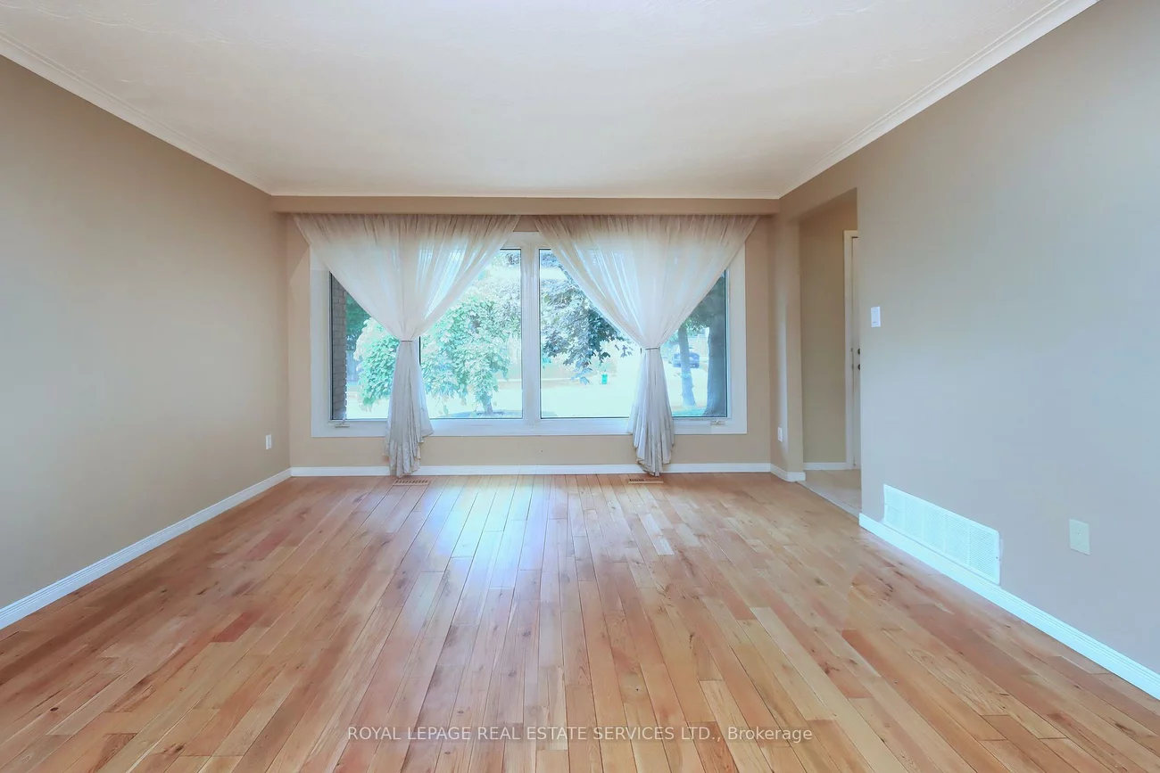 2482, Bridge, 1020 - WO West, Oakville