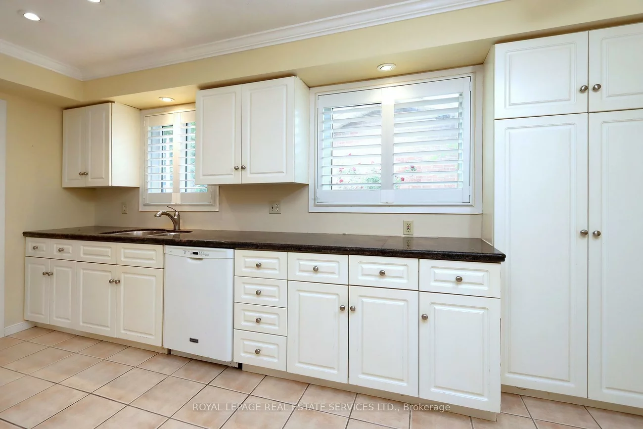 2482, Bridge, 1020 - WO West, Oakville