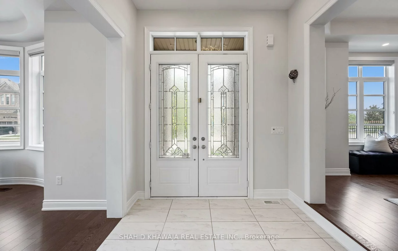 25, Wheat Boom, 1008 - GO Glenorchy, Oakville