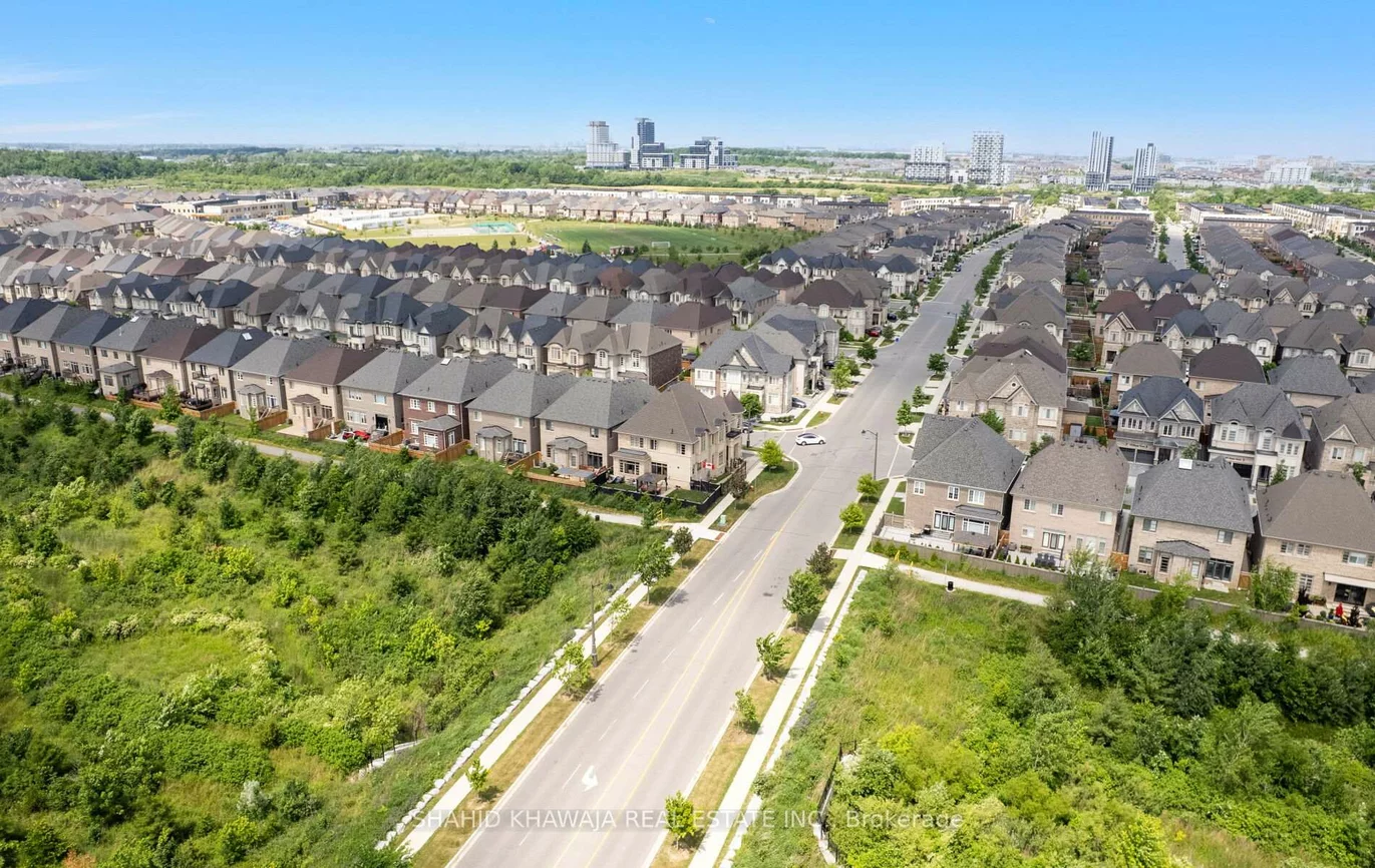 25, Wheat Boom, 1008 - GO Glenorchy, Oakville