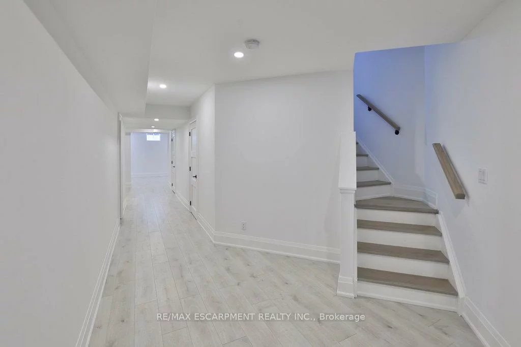 3424, SKIPTON, 1000 - BC Bronte Creek, Oakville