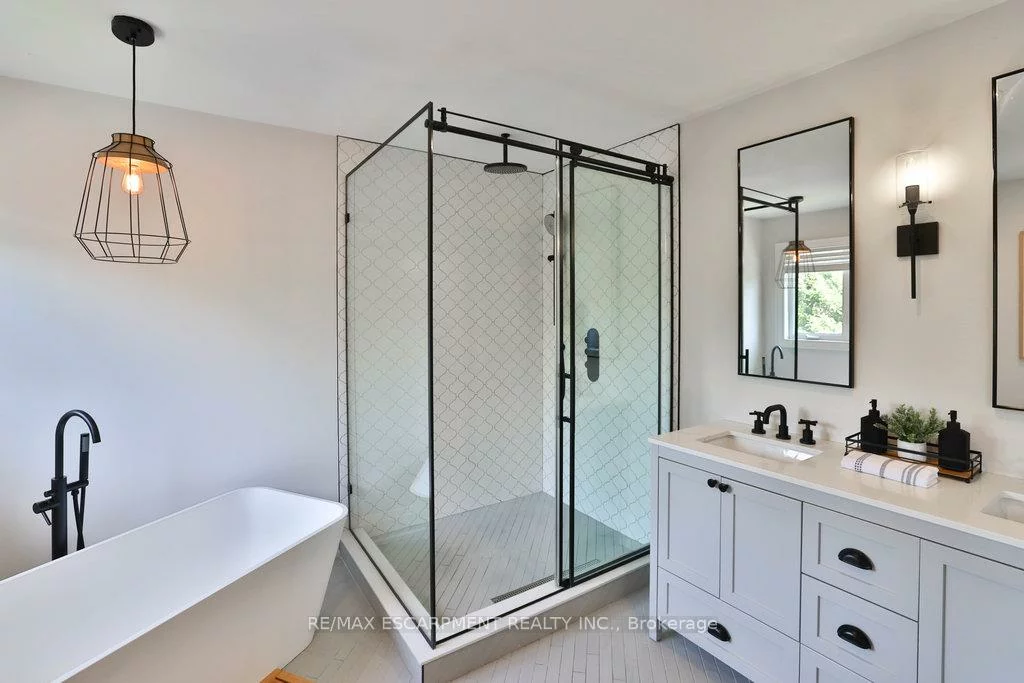 3424, SKIPTON, 1000 - BC Bronte Creek, Oakville