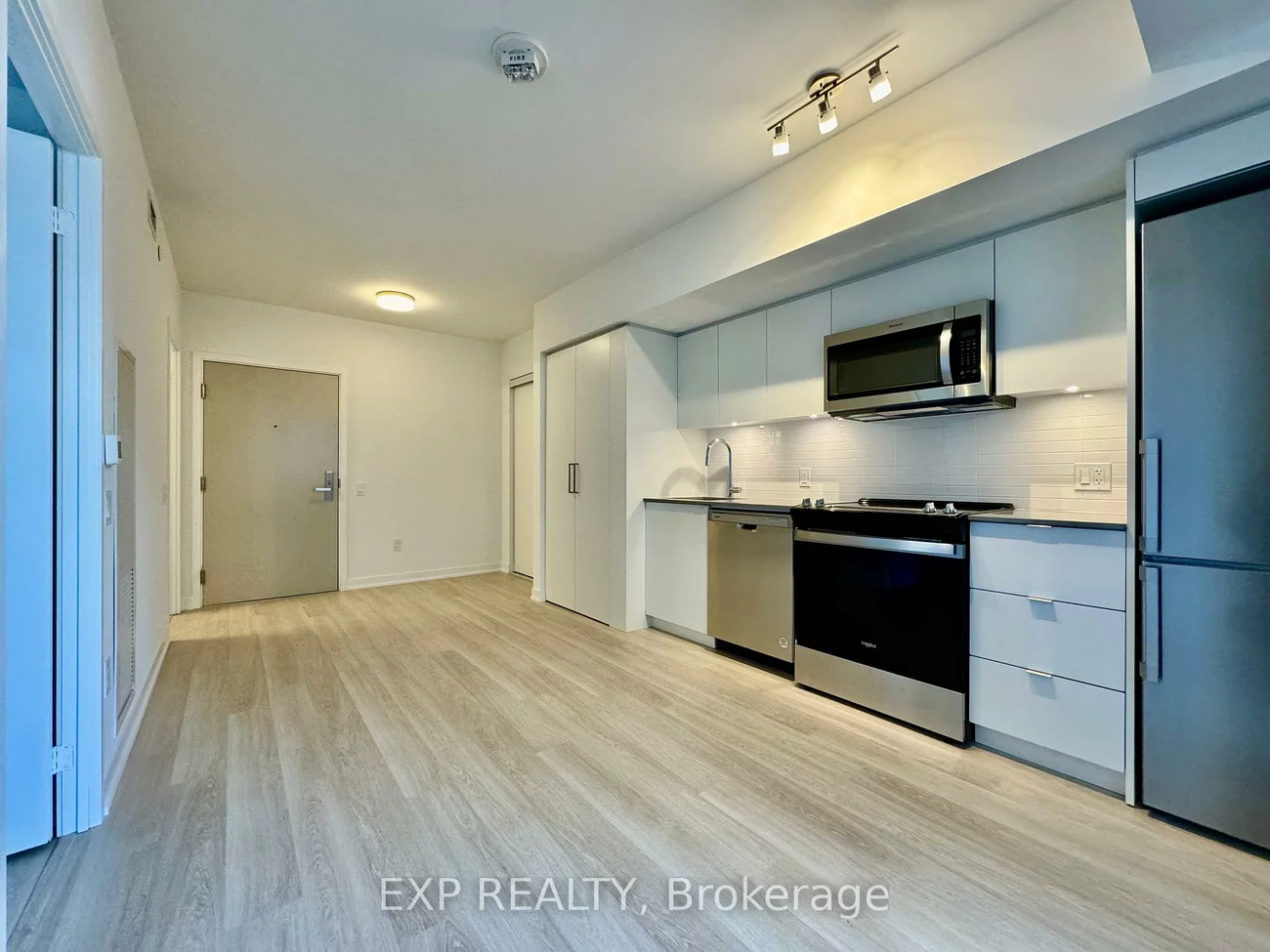 90, Georgian, 1015 - RO River Oaks, Oakville