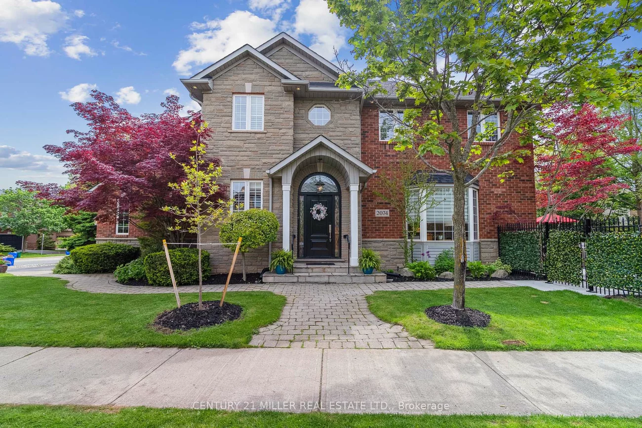 2074, SPRINGDALE, 1019 - WM Westmount, Oakville