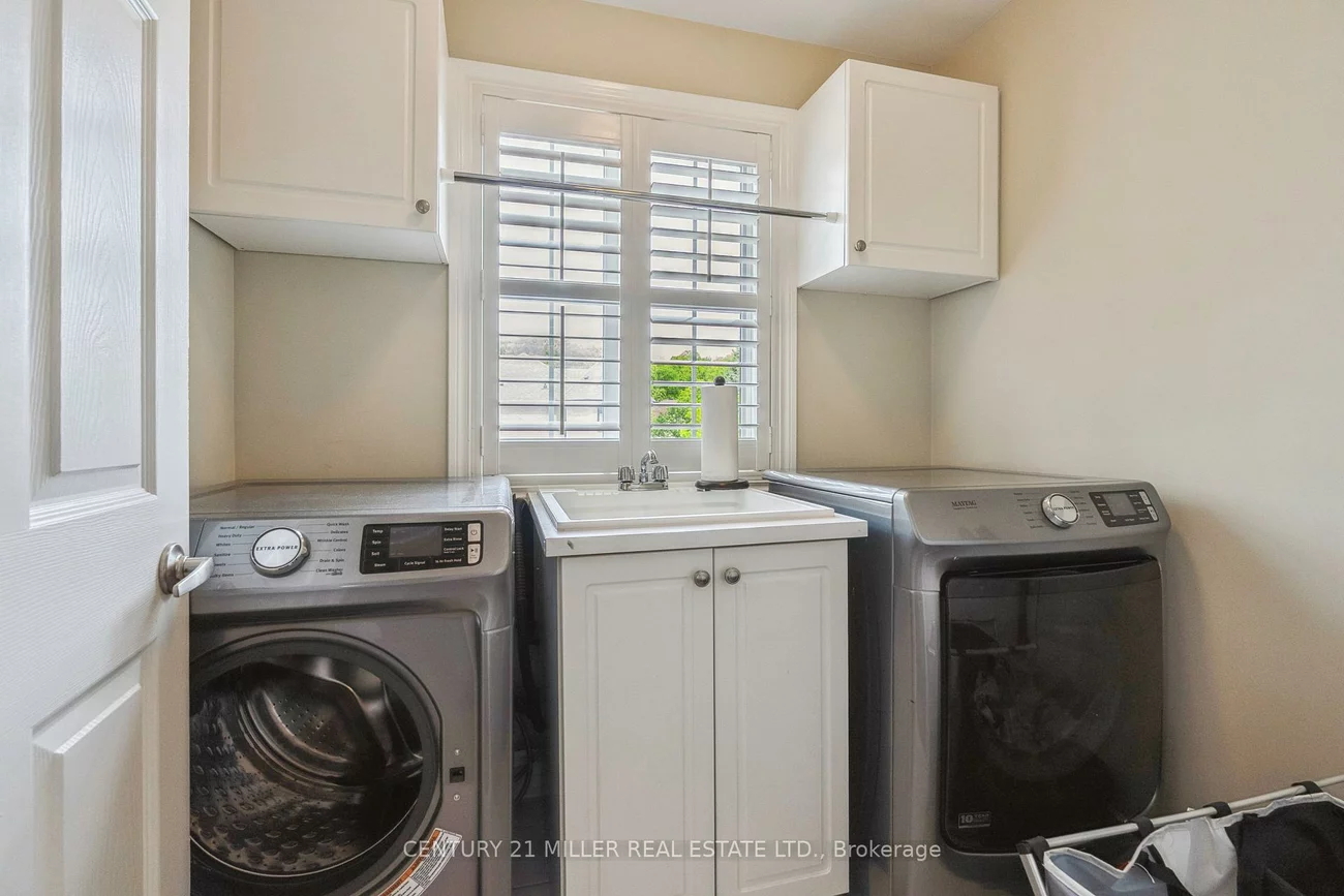 2074, SPRINGDALE, 1019 - WM Westmount, Oakville