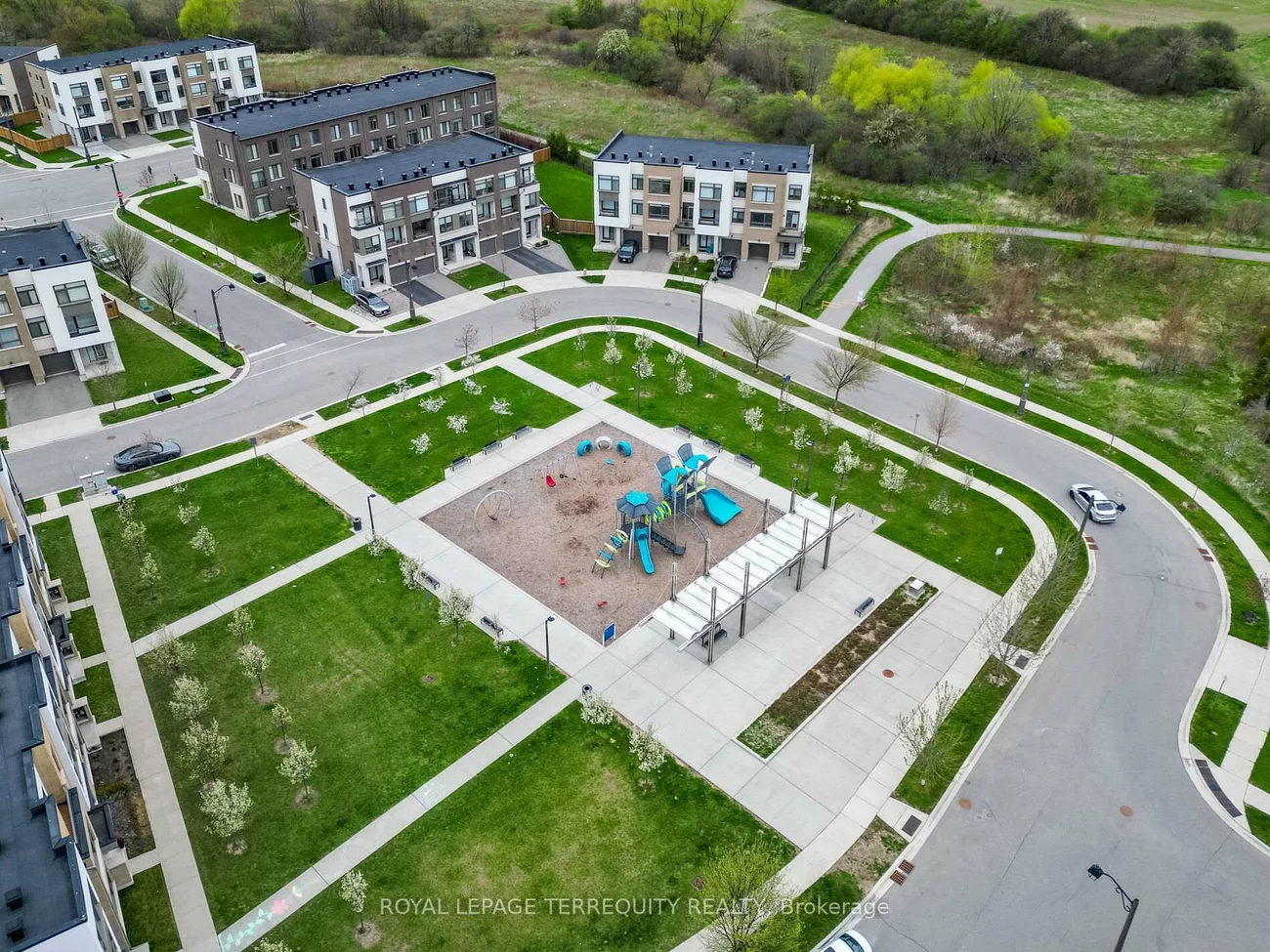 195, Sabina, 1008 - GO Glenorchy, Oakville