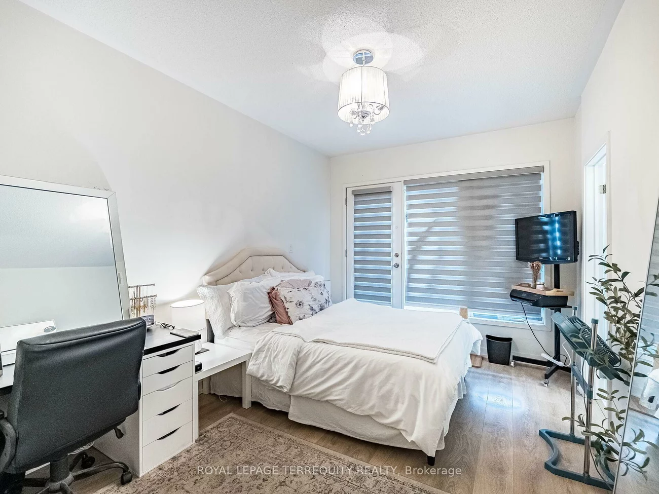 195, Sabina, 1008 - GO Glenorchy, Oakville