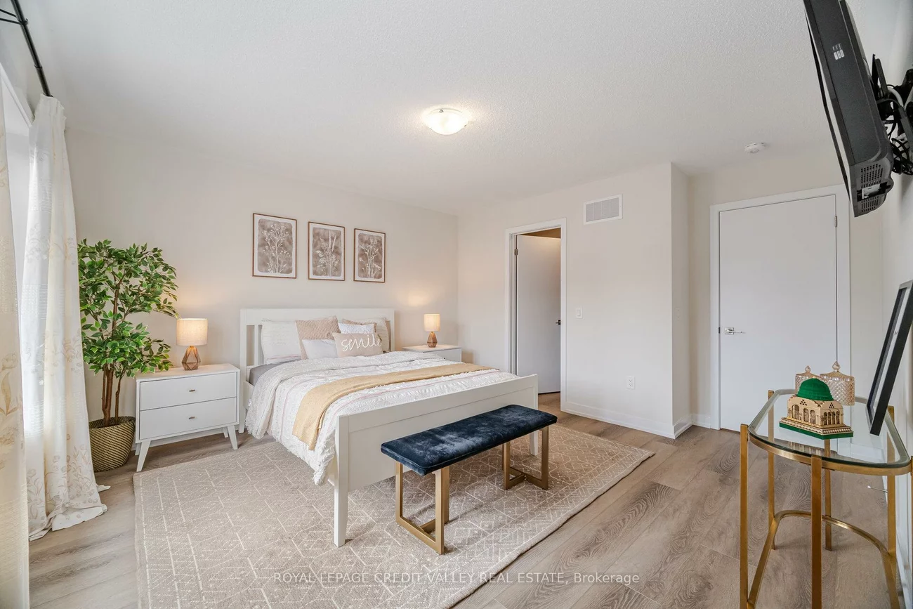 1360, William Halton, 1012 - NW Northwest, Oakville