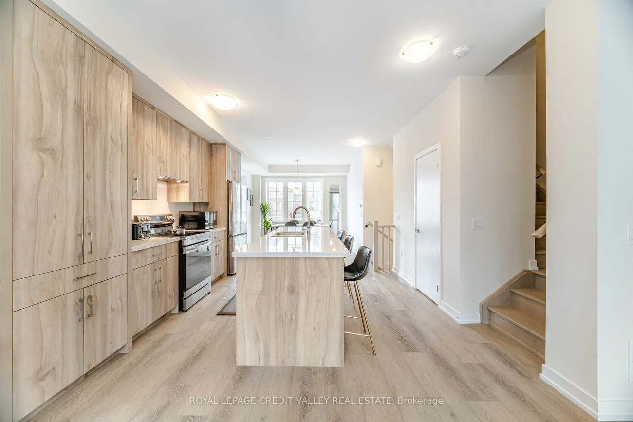 1360, William Halton, 1012 - NW Northwest, Oakville