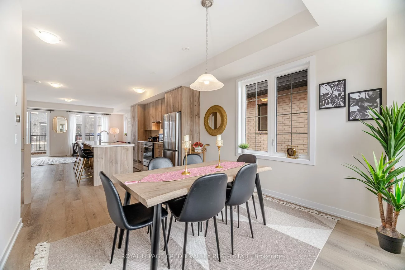 1360, William Halton, 1012 - NW Northwest, Oakville