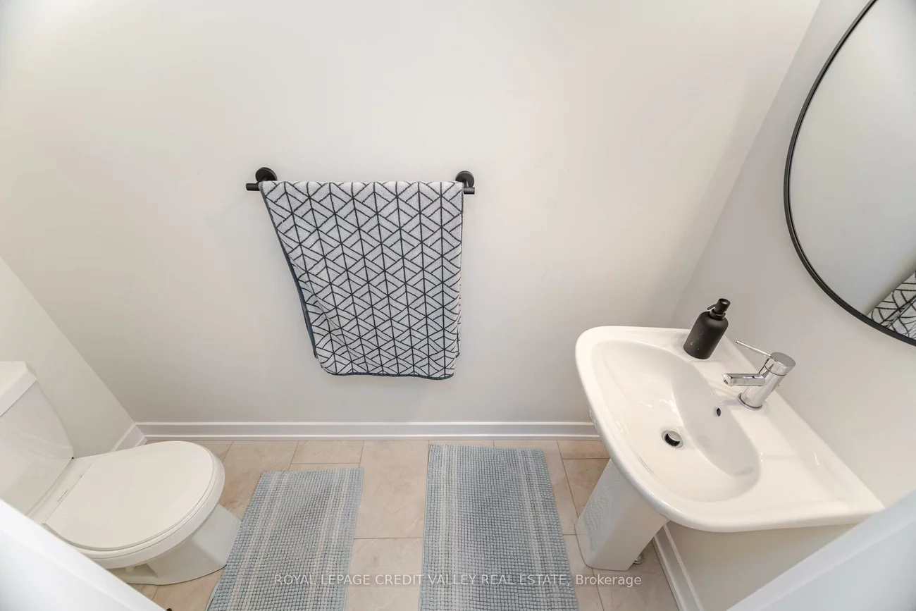 1360, William Halton, 1012 - NW Northwest, Oakville
