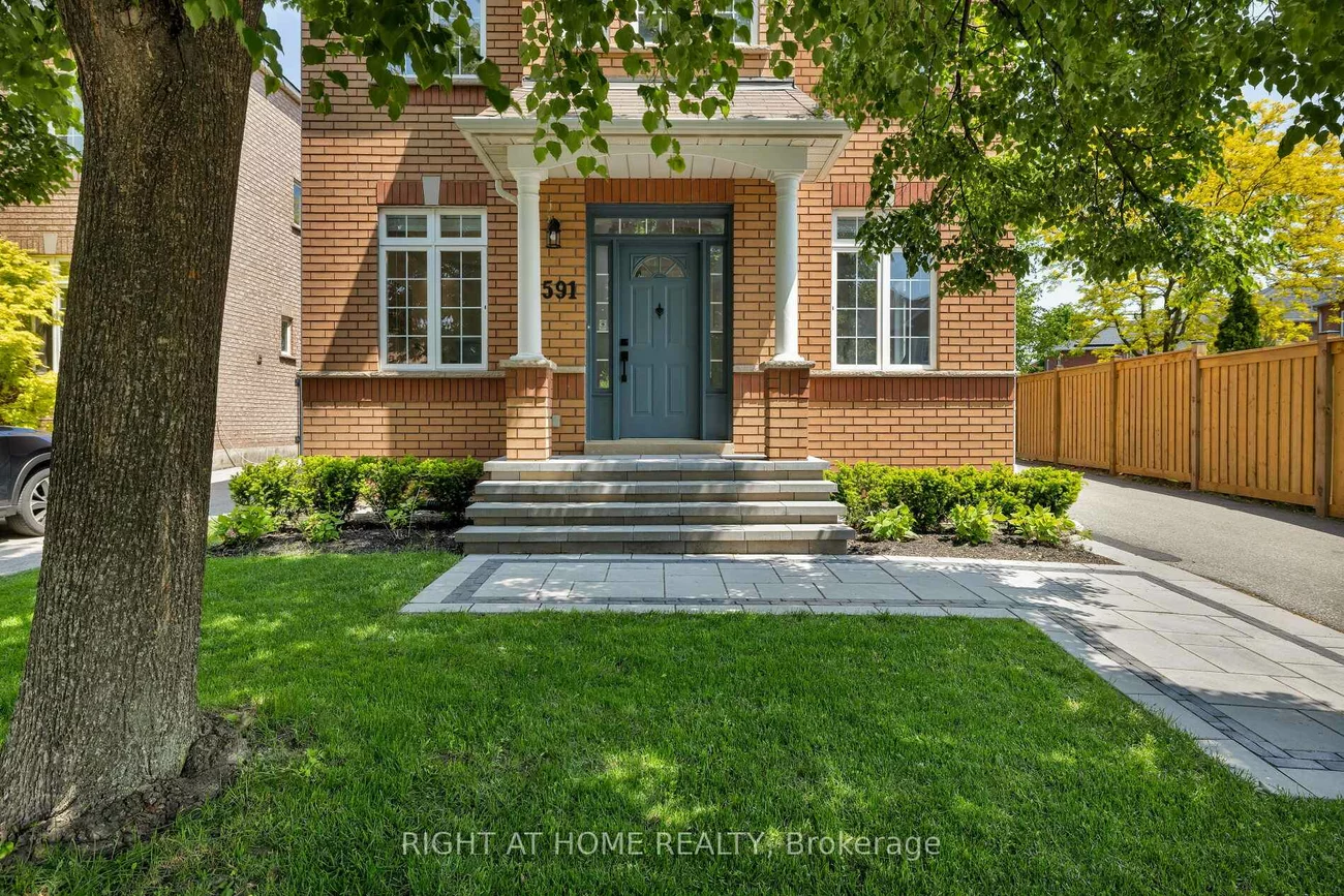2591, Castle Hill, 1015 - RO River Oaks, Oakville