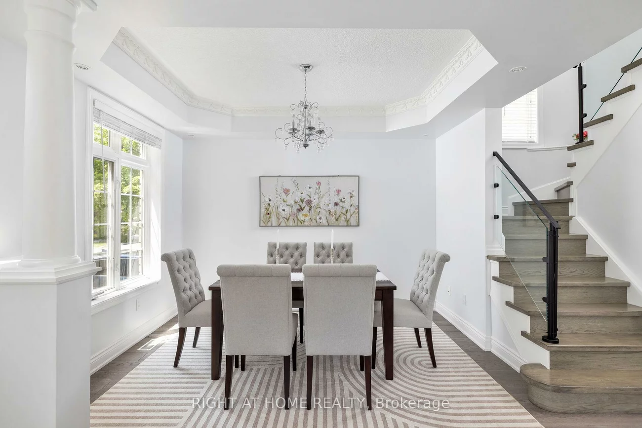 2591, Castle Hill, 1015 - RO River Oaks, Oakville